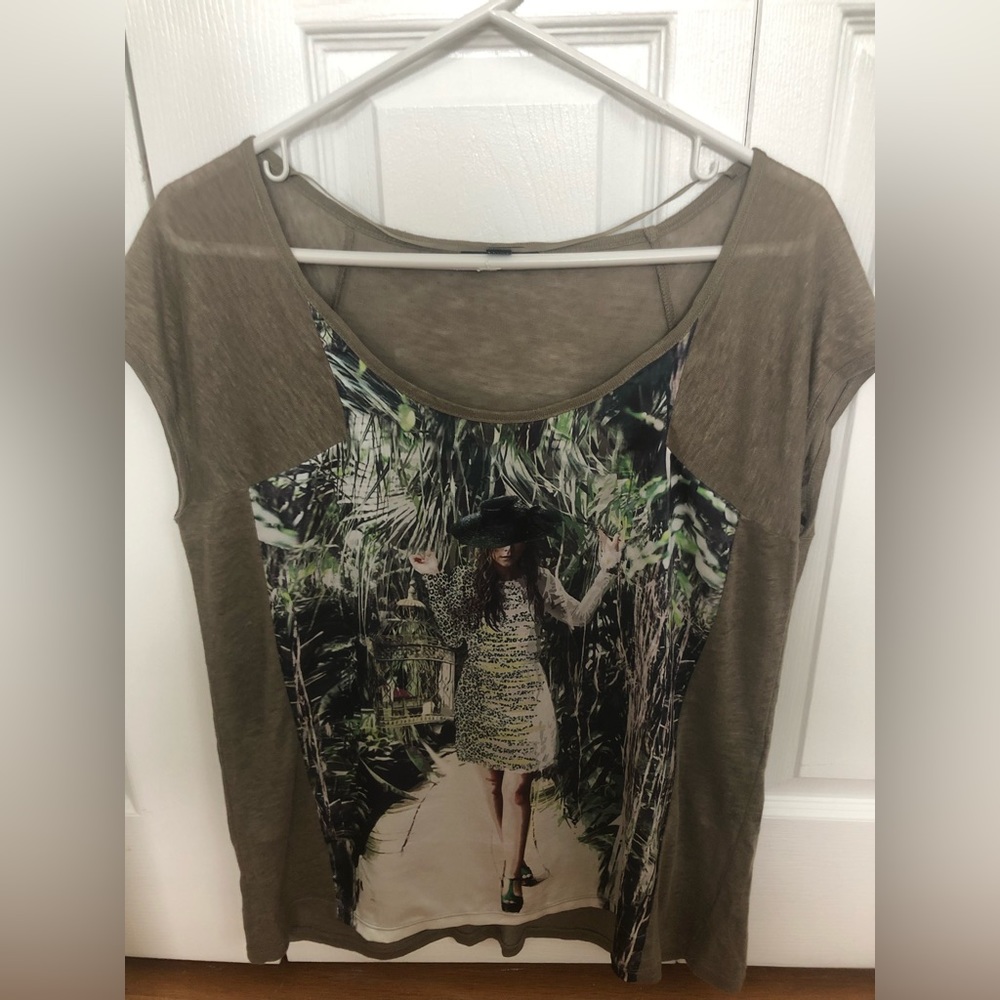 Comma linen brownish green top size M beautiful and unique